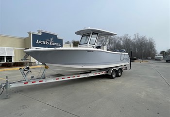 2023 Robalo R270 Boat